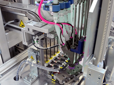 Effizienter Schraubautomat für die Elektroindustrie